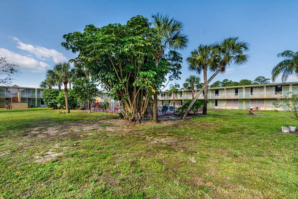 Red Roof Inn Vero Beach - I-95 Eksteriør billede